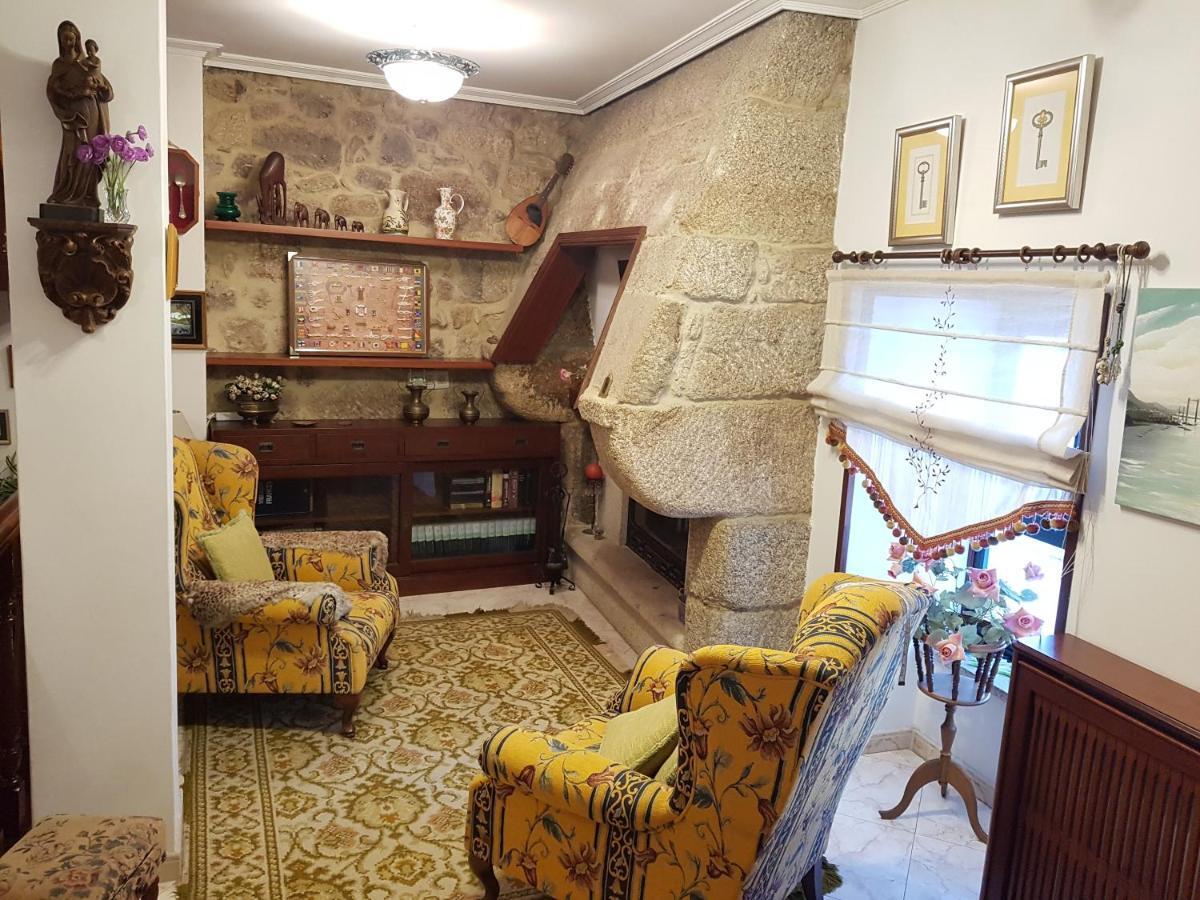 Virginia Redondela Villa Room photo